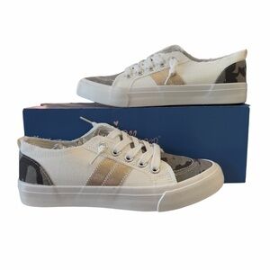 Jellypop Kory Camo White Gold Slip On Sneakers Women’s Spring Lightweight